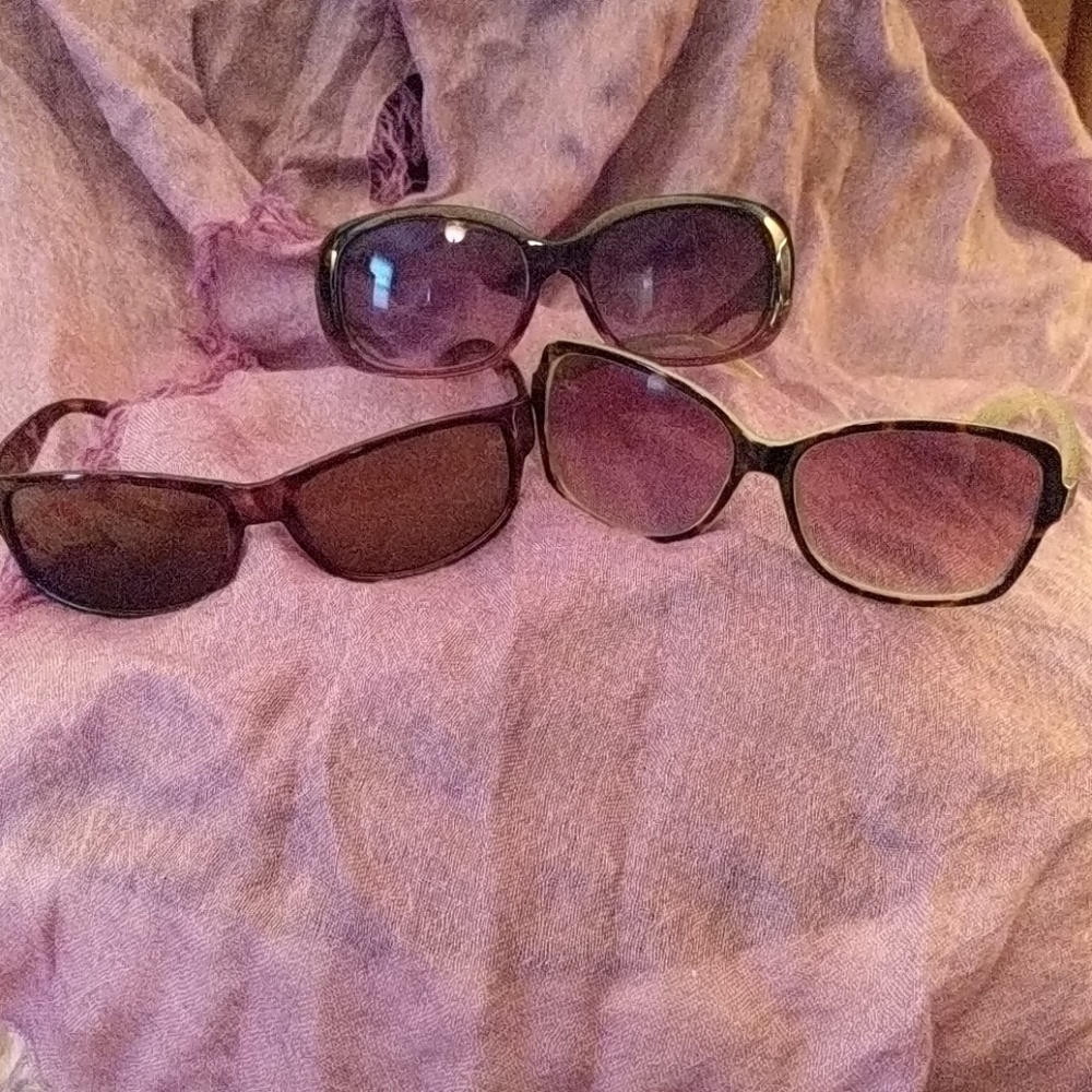 Women's sunglasses bundle